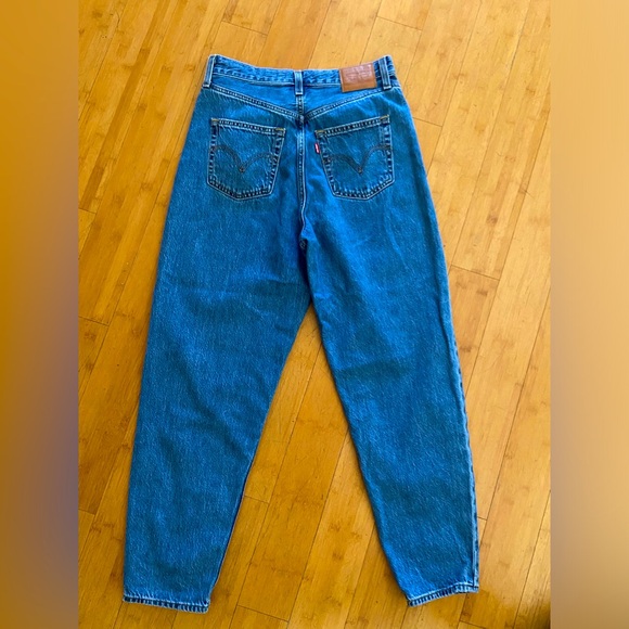 Levi’s Vintage Premium High Rise Loose Fit Taper 90’s Jeans Medium Wash Size 28 - Picture 2 of 8